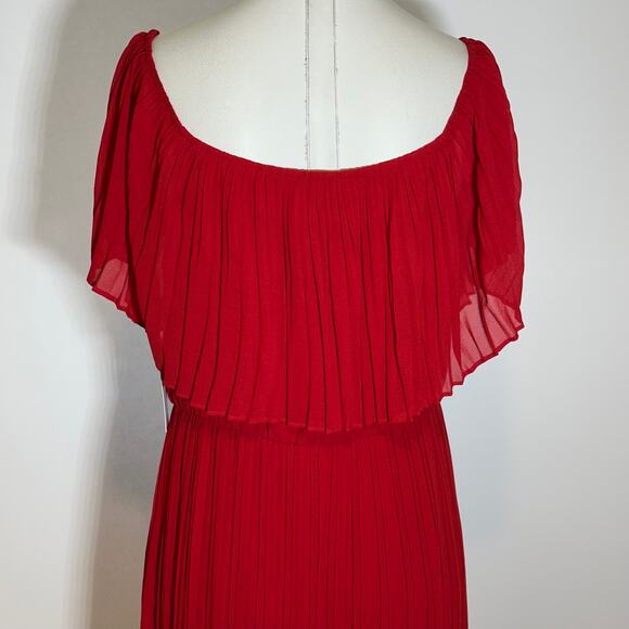 NWT Premier Amour Red Off The Shoulder Maxi Dress Womens Size 10 Pleated Formal - Picture 7 of 11